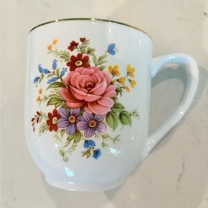 Beautiful Salem China Floral Porcelain Mug with Gold Rim “English Collection”
